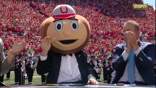 Lee Corso makes final headgear pick on last ESPN GameDay (lee corso)